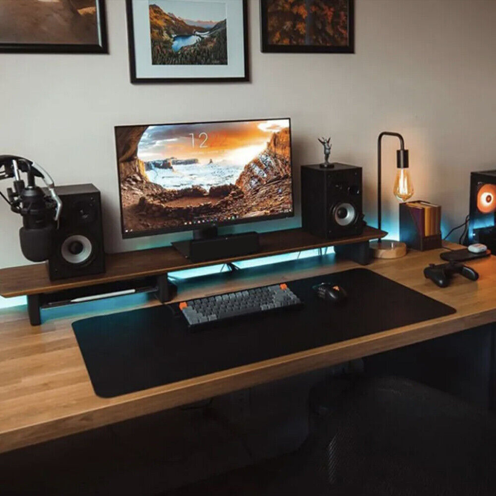 Juoda 90x40 cm – itin didelė neslystanti žaidimų pelės kilimėlis
Tinka PC ir nešiojamam kompiuteriui, taip pat kaip klaviatūros stalo padėklas.